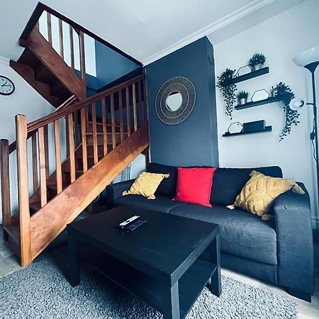 Apartament Le Sacre, Au Pied De La Cathedrale Reims Zewnętrze zdjęcie