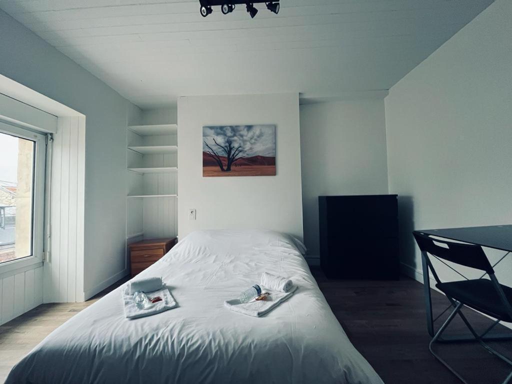 Apartament Le Sacre, Au Pied De La Cathedrale Reims Zewnętrze zdjęcie