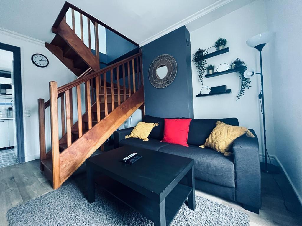 Apartament Le Sacre, Au Pied De La Cathedrale Reims Zewnętrze zdjęcie