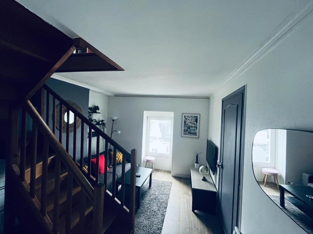 Apartament Le Sacre, Au Pied De La Cathedrale Reims Zewnętrze zdjęcie